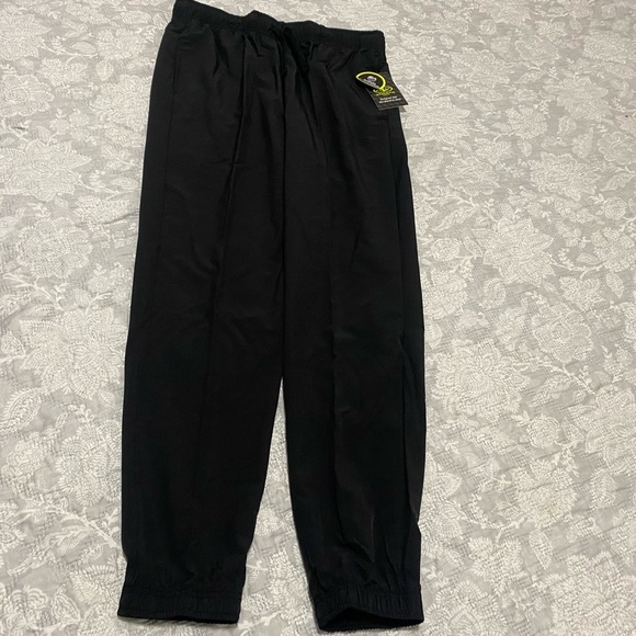 NWT BOYS ATHLETIC WORKS DRIWORKS PANTS COLOR  Black SIZE  18 - Picture 1 of 6